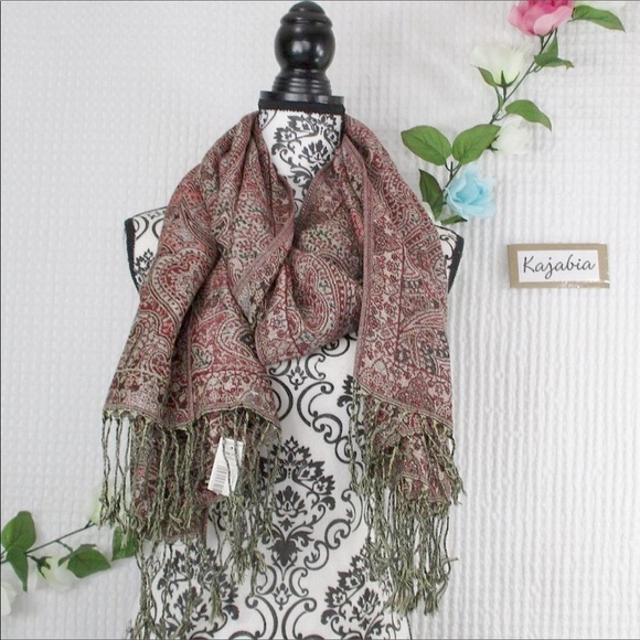 Blanket SCARF Paisley Print NWT - Picture 1 of 8